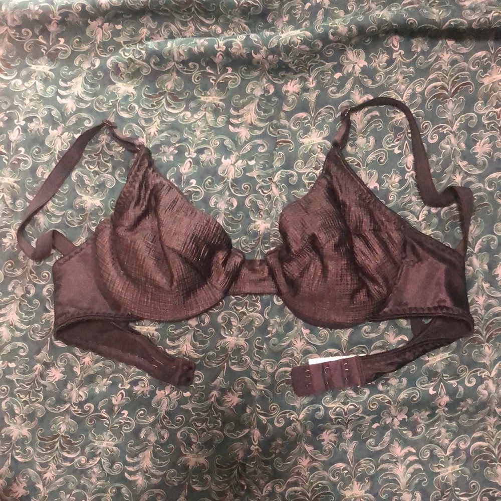 women’s size 34 A Vasserette black underwire lingerie bra